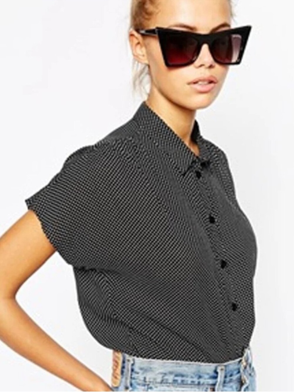 Wildfox Oversized Cat-Eye Sunglasses in Black with Gradient Lenses